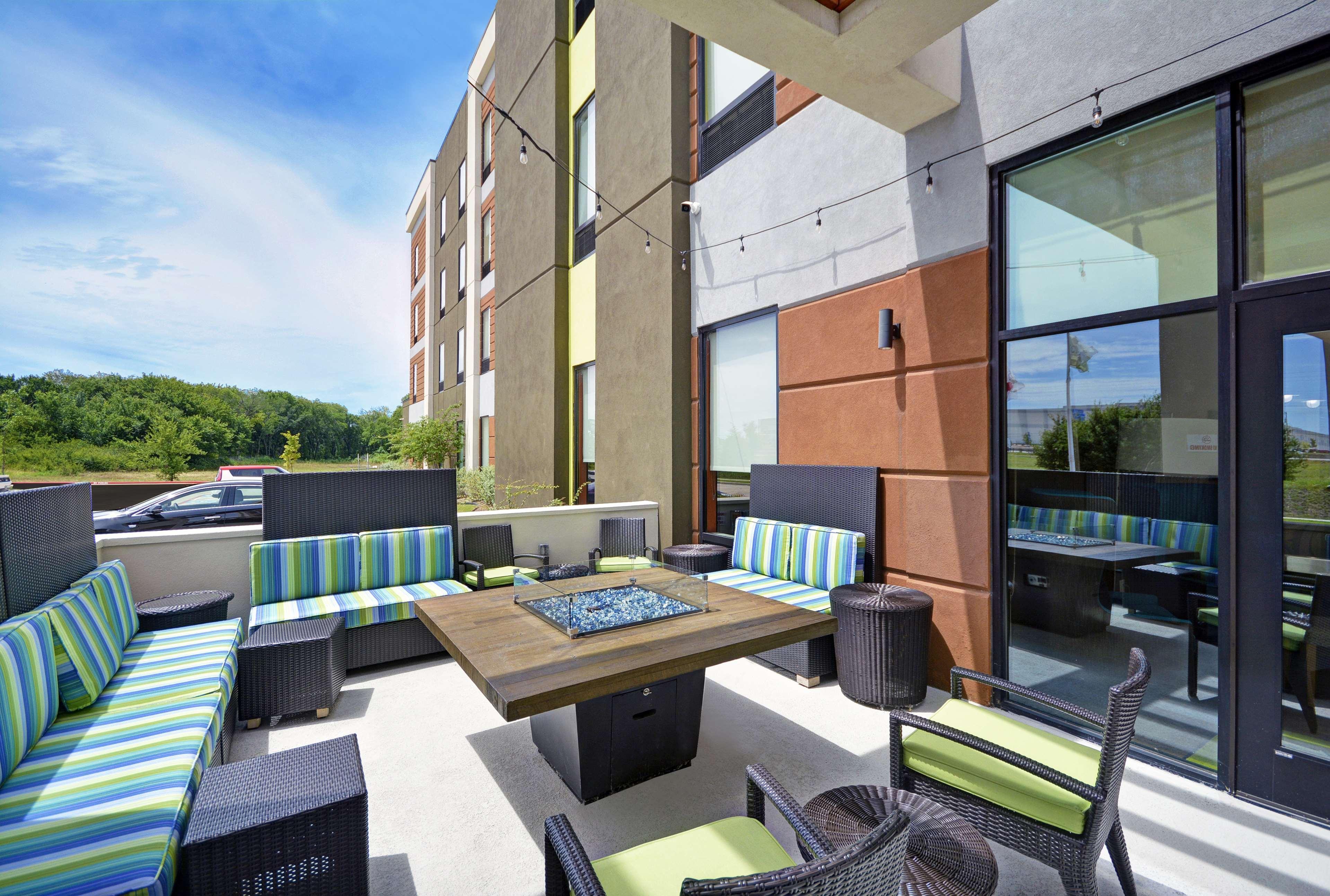 Home2 Suites By Hilton Dallas Desoto Εξωτερικό φωτογραφία